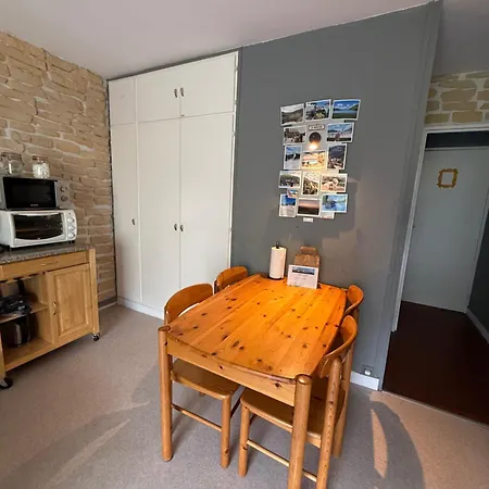 Le Balcon -